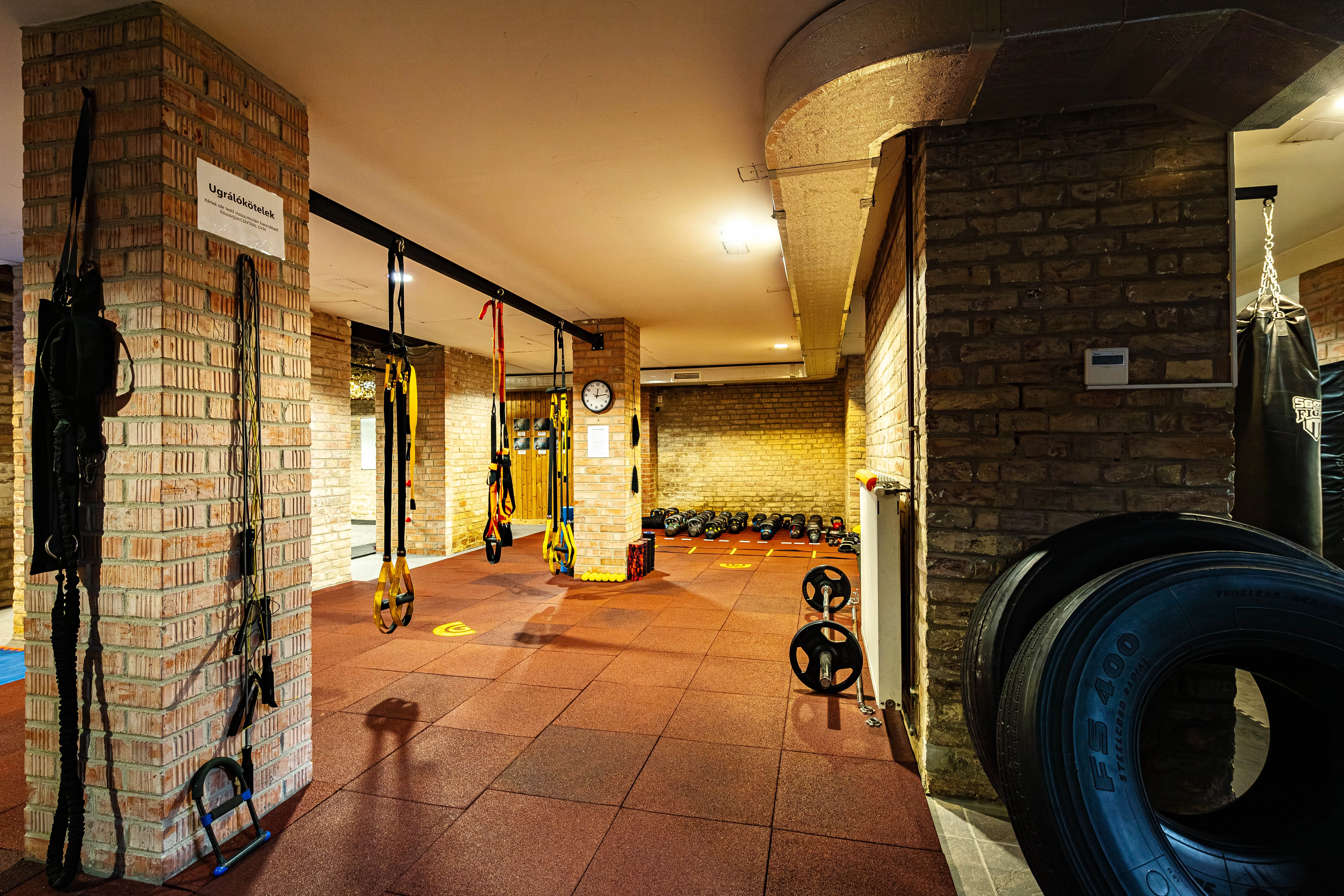 Central Gym terem fotó